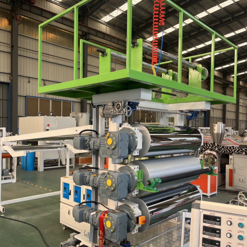 Introduzione alla macchina per estrusione a rotolo impermeabile SBS