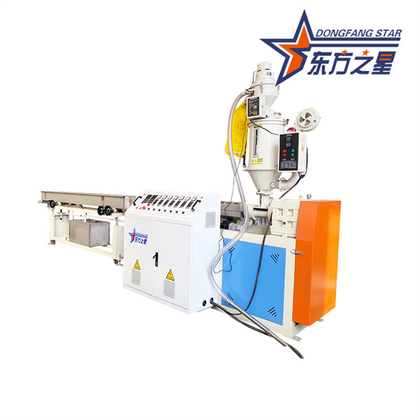 Le più sentite congratulazioni per la riuscita messa in funzione della linea di produzione di nastri per bordi di sacchetti di Qingdao Eaststar Plastic Machinery!