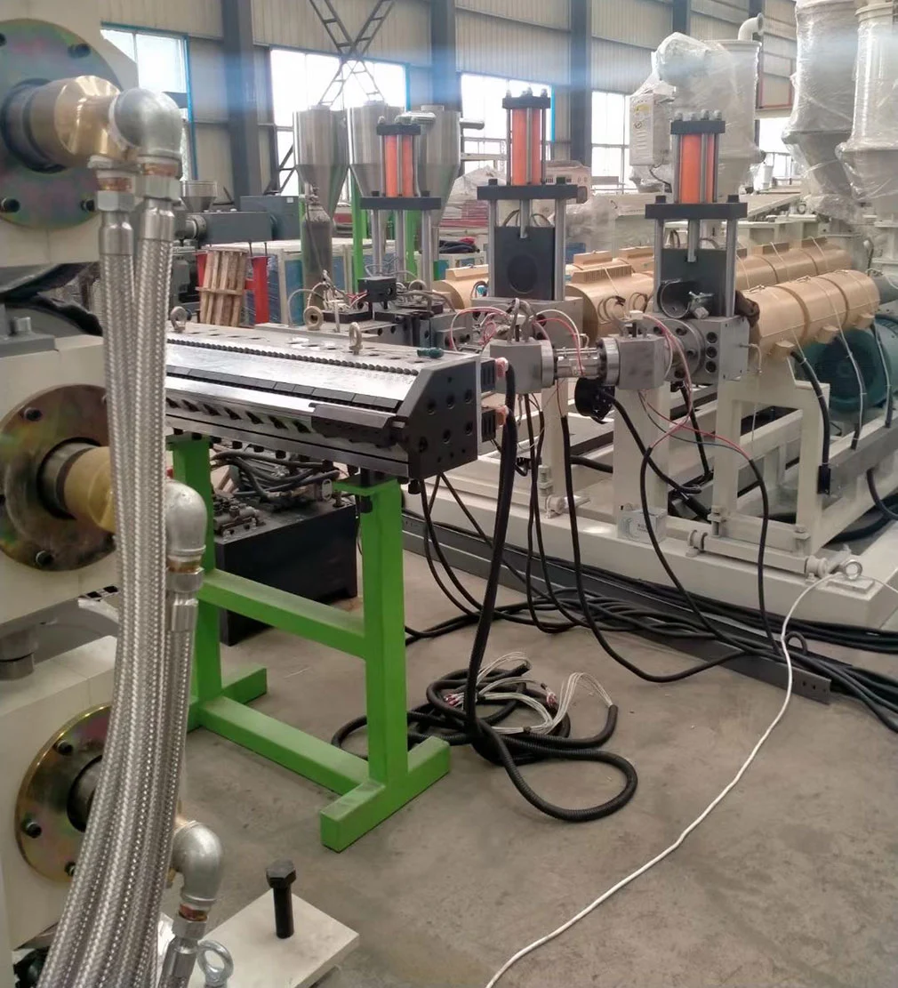 Pe Pp Three Layer Co Extrusion Board Machine